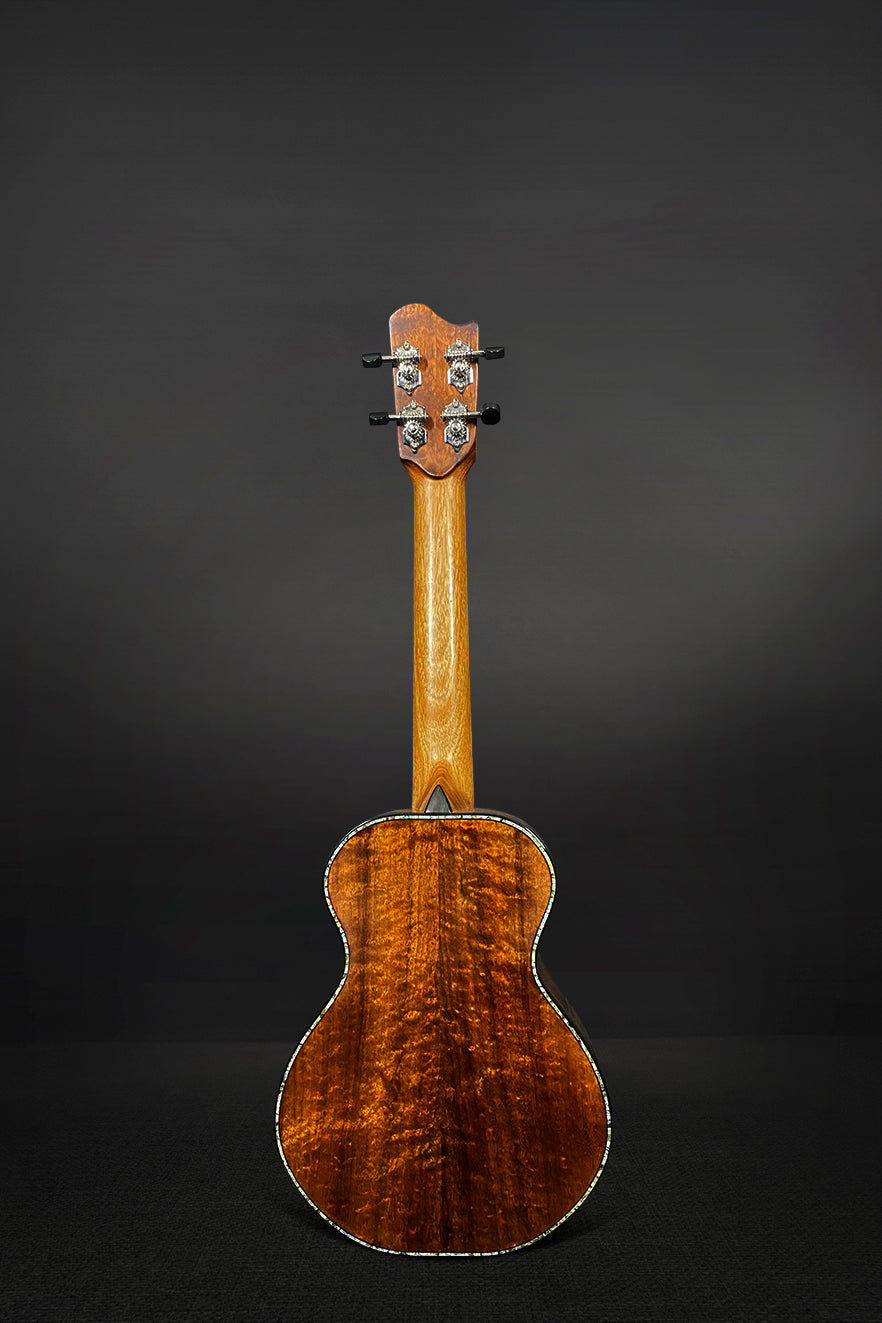 BERNADETTE CUSTOM "DANIELA"